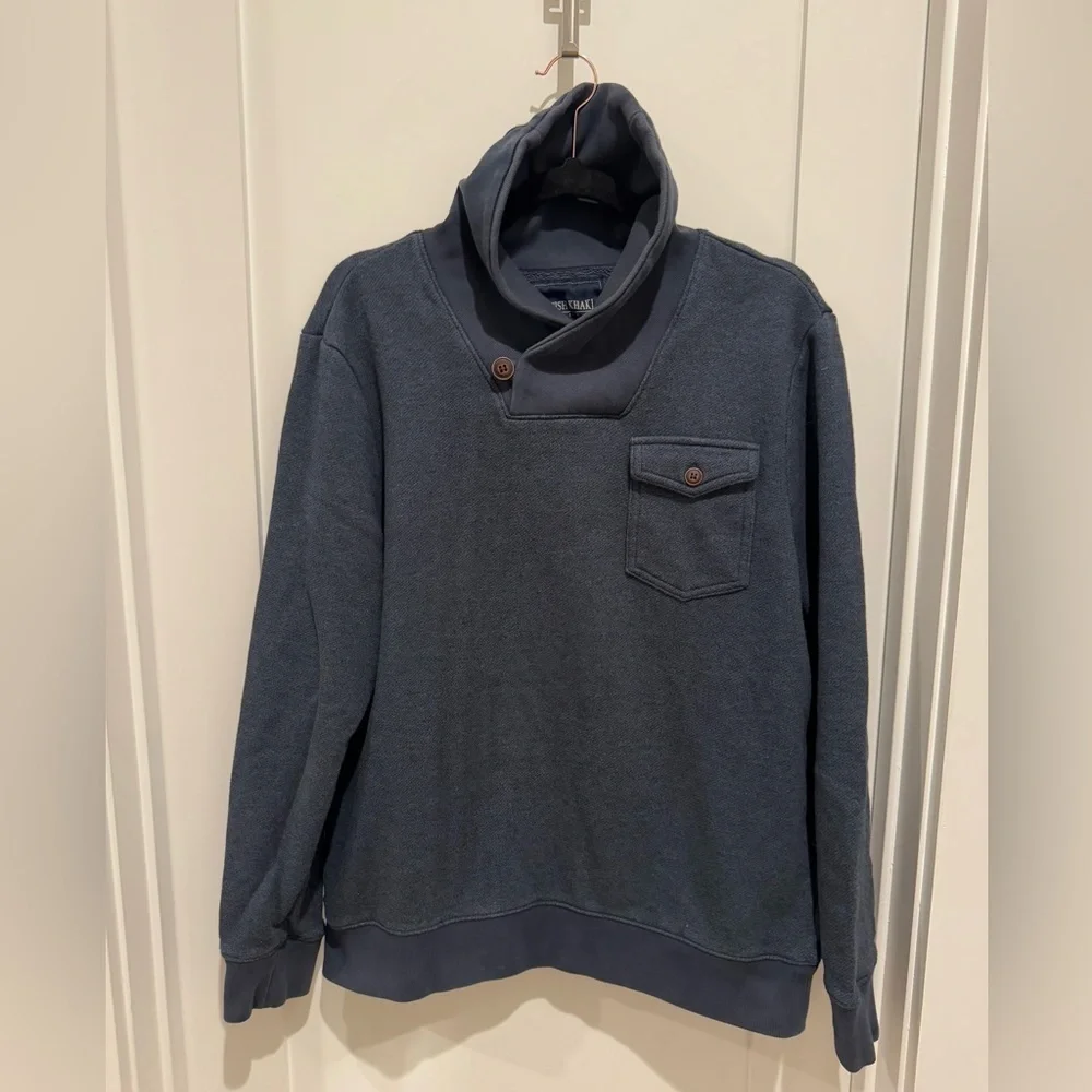 British Khaki est. 1980 Men’s Navy blue pullover, size L, shawl collar Fleece
